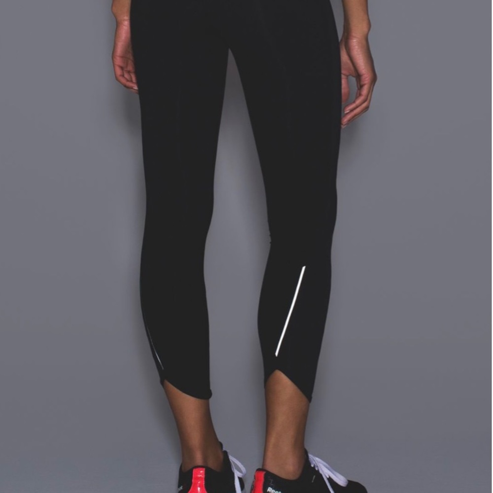 LULULEMON Real Quick Tight size 6 NWT